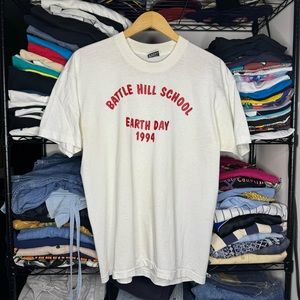 Vintage 90’s School “Earth Day 1994” Best Fruit of the Loom Black Tag Sz XL